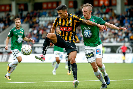Häckens Ahmed Yasin och Jönköpings Joakim Karlsson