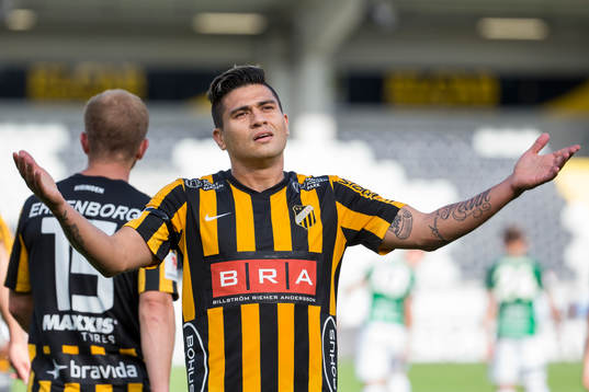 Häckens Paulinho jublar