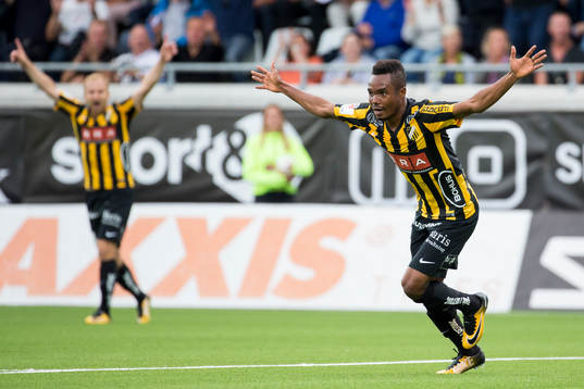 Häckens Nasiru Mohammed jublar