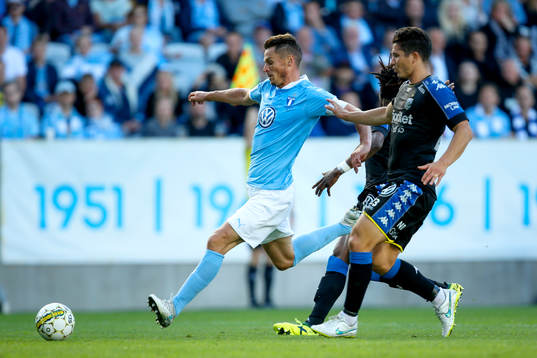 Malmö FFs Markus Rosenberg och IFK Göteborgs David Boo
