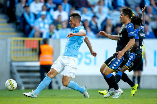 Malmö FFs Markus Rosenberg och IFK Göteborgs David Boo