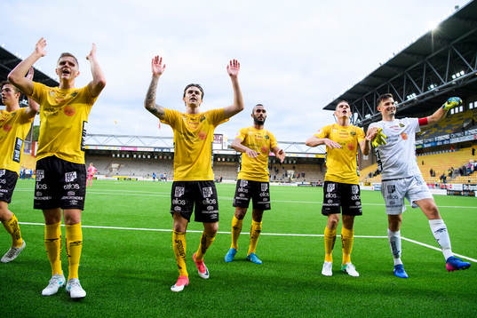 Elfsborgs spelare tackar publiken