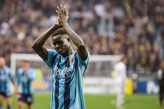 Djurgårdens Aliou Badji tackar publiken