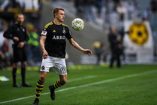 s Rasmus Lindkvist