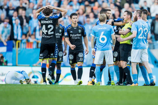 Hetsig stämning runt domaren Andreas Ekberg