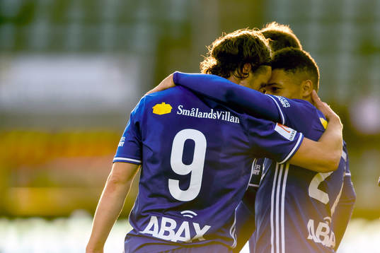 Sundsvalls Linus Hallenius jublar