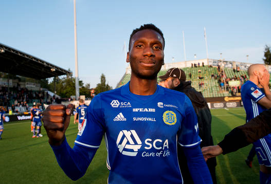 Sundsvalls Peter Wilson jublar
