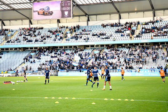 IFK Göteborgs spelar värmer upp