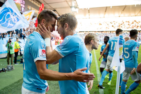 Malmö FFs Markus Rosenberg och Anton Tinnerholm jublar
