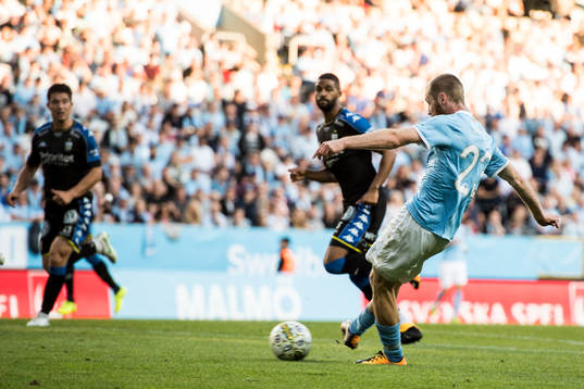 Malmö FFs Jo Inge Berget gör 1-1