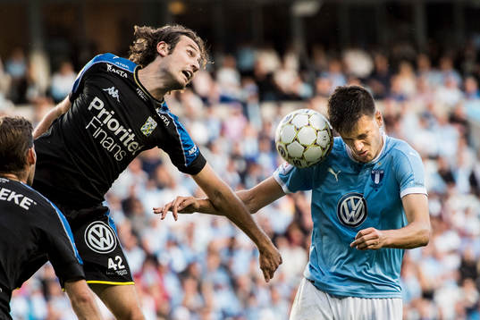IFK Göteborgs Mikkel Diskerud och Malmö FFs Alexander