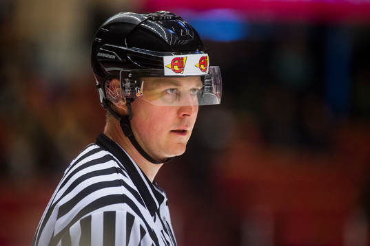 Referee Jari-Pekka Pajula