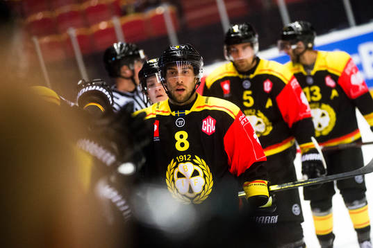 Aaron Palushaj of Brynäs celebrates the 2-0 goal