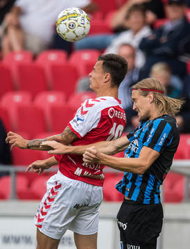 Kalmars Melker Hallberg och Sirius Kim Skoglund
