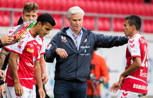 Kalmars tränare Nanne Bergstrand samt Romário Pereira