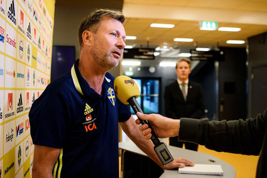 Peter Gerhardsson, förbundskapten för damlandslaget