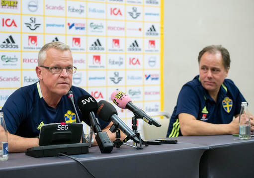 Swedish head coach Janne Andersson talks at a press