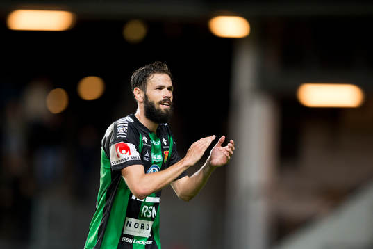 GAIS Mavrudis Bougaidis tackar publiken