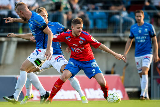 Helsingborgs Darijan Bojanic och Trelleborgs Erik Andersson