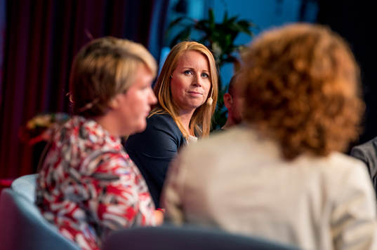Linda Wijkström, Elitfotboll Dam, Annie Lööf,