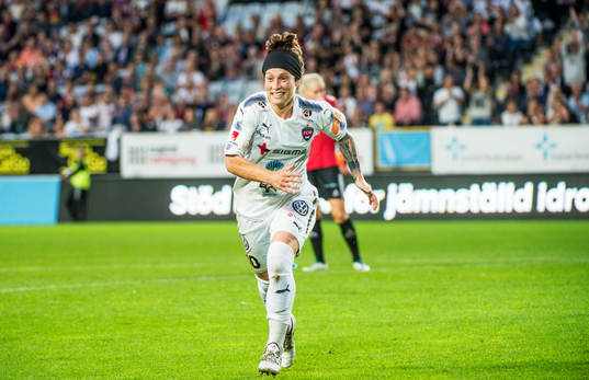 Rosengårds Ella Masar McLeod jublar