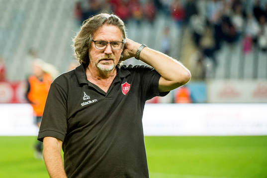 LB07s tränare Sven Sjunnesson deppar