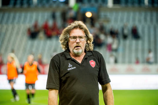 LB07s tränare Sven Sjunnesson deppar