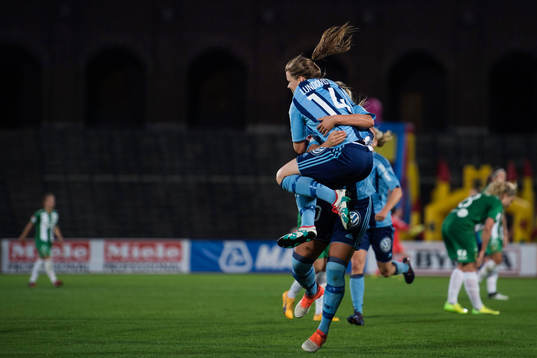 Djurgårdens Hanna Lundqvist jublar