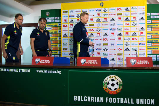 Andreas Granqvist, presschef Niklas Bodell och assisterande