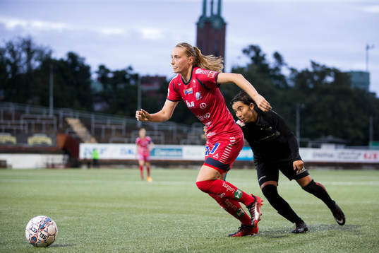 Linköpings Maja Kildemoes mot Göteborgs Annahita Zamanian