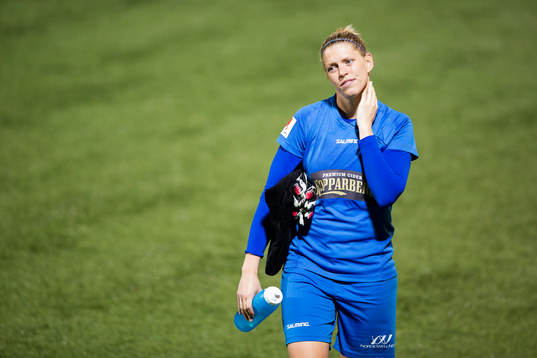 Göteborgs målvakt Line Johansen deppar