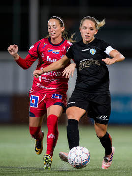 Linköpings Kosovare Asllani och Göteborgs Elin Rubensson