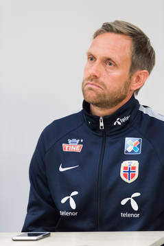Coach of the women's national team Martin Sjögren comments