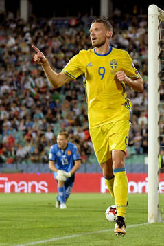 Sveriges Marcus Berg jublar