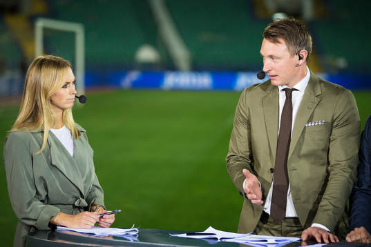 Karin Frick och Kim Källström i Eurosports studio