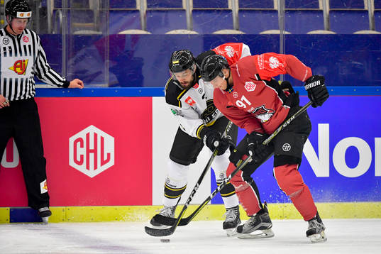 Spencer Humphries of Stavanger and Max Görtz of Malmö