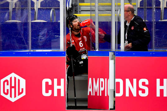 Stefan Warg of Malmö Redhawks in the penalty box