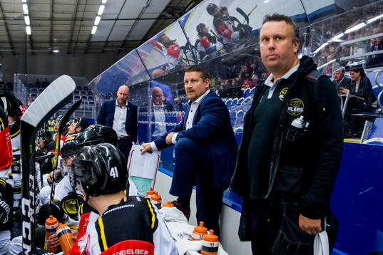 Assistant coach Olli Hällfors of Stavanger Oilers