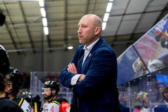 Coach Pål Gulbrandsen of Stavanger Oilers