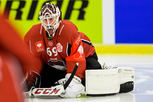 Goalkeeper Oscar Alsenfelt of Malmö Redhawks