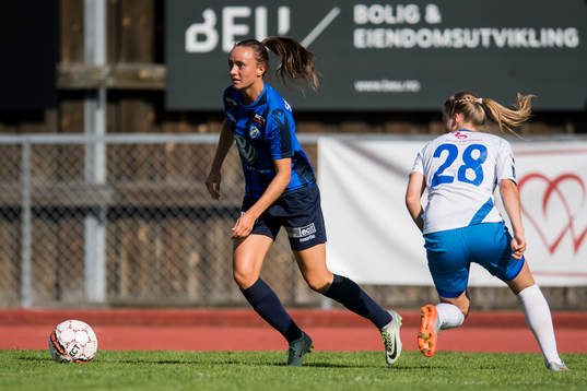 Andrea Wilmann of Stabæk and juliette Mikaela Kemppi of
