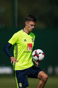 Mikael Lustig