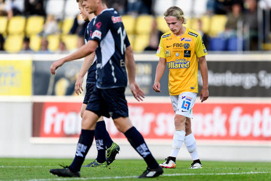 Falkenbergs Viktor Götesson deppar
