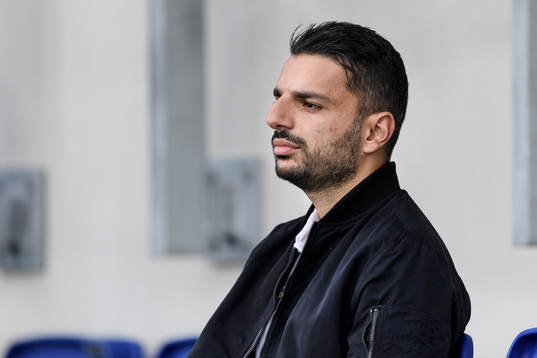 Gefles tränare Poya Asbaghi