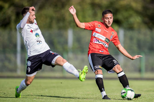 Bläddra bland fler bilder av Fotboll, Division 1 Södra, Rosengård - Landskrona