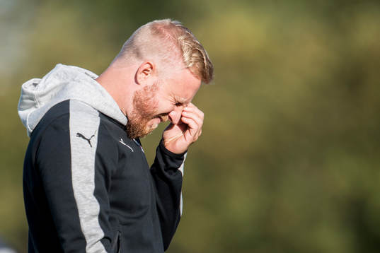Rosengårds tränare Daniel Pode deppar