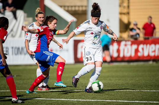 Vittsjös Johanna Andersson mot Rosengårds Ella Masar