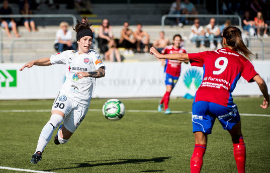 Rosengårds Ella Masar McLeod mot Vittsjös Lisa Klinga