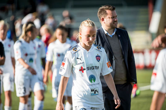 Rosengårds Ebba Wieder deppar