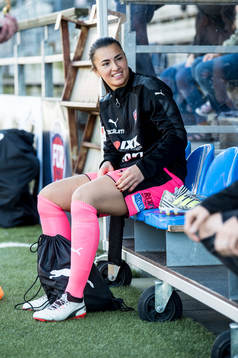 Rosengårds målvakt Zecira Musovic på bänken